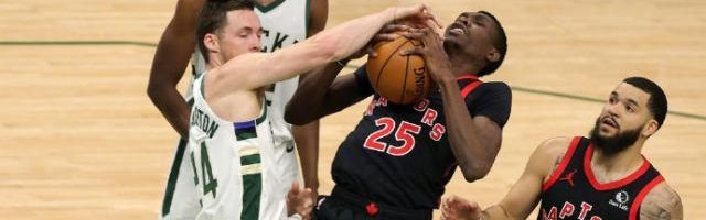 足球直播-4连败！霍勒迪缺席雄鹿哑火 字母哥变身空砍群群主