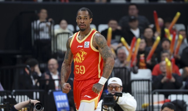 在线观看体育-差距不小！半场广厦罚球17中15 宁波全队5罚2中