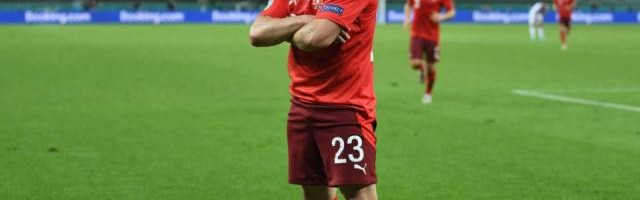 足球直播-梅开二度击碎质疑 沙奇里成为瑞士足球大赛第一人