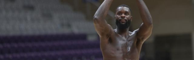 体育直播-史蒂芬森将进行个人试训 篮网雄鹿等队将现场考察